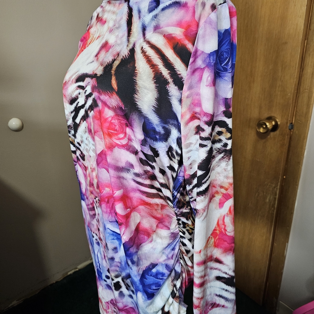 Boston Proper sz Large XL Vibrant Floral Zebra Knit Top - Picture 4 of 9